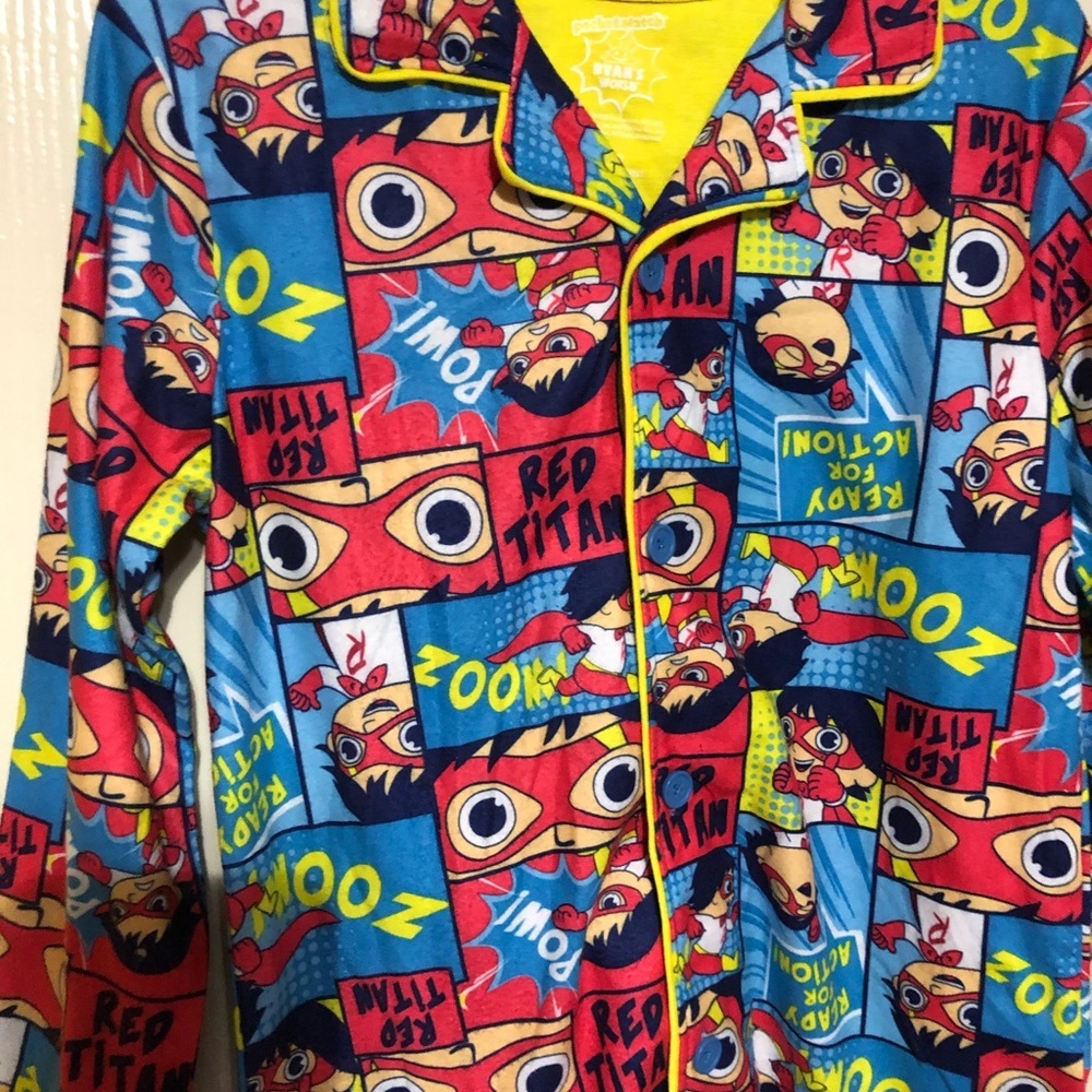 Ryan’s World 2 piece button down shirt and pants kids Pajamas set size 8 - Picture 3 of 9